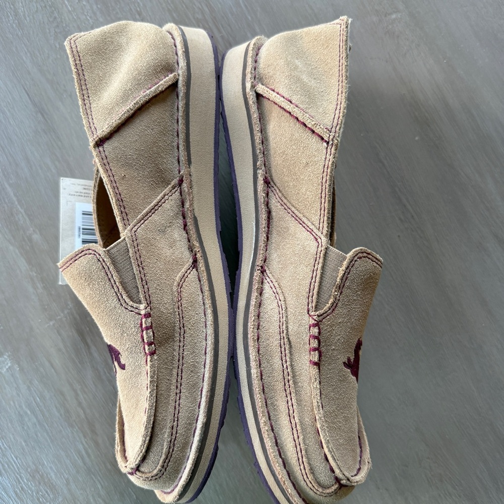 Ariat Tan Suede Cruiser Horse Embroidered Moccasins 8.5 Coastal Cowgirl Western - Picture 9 of 13